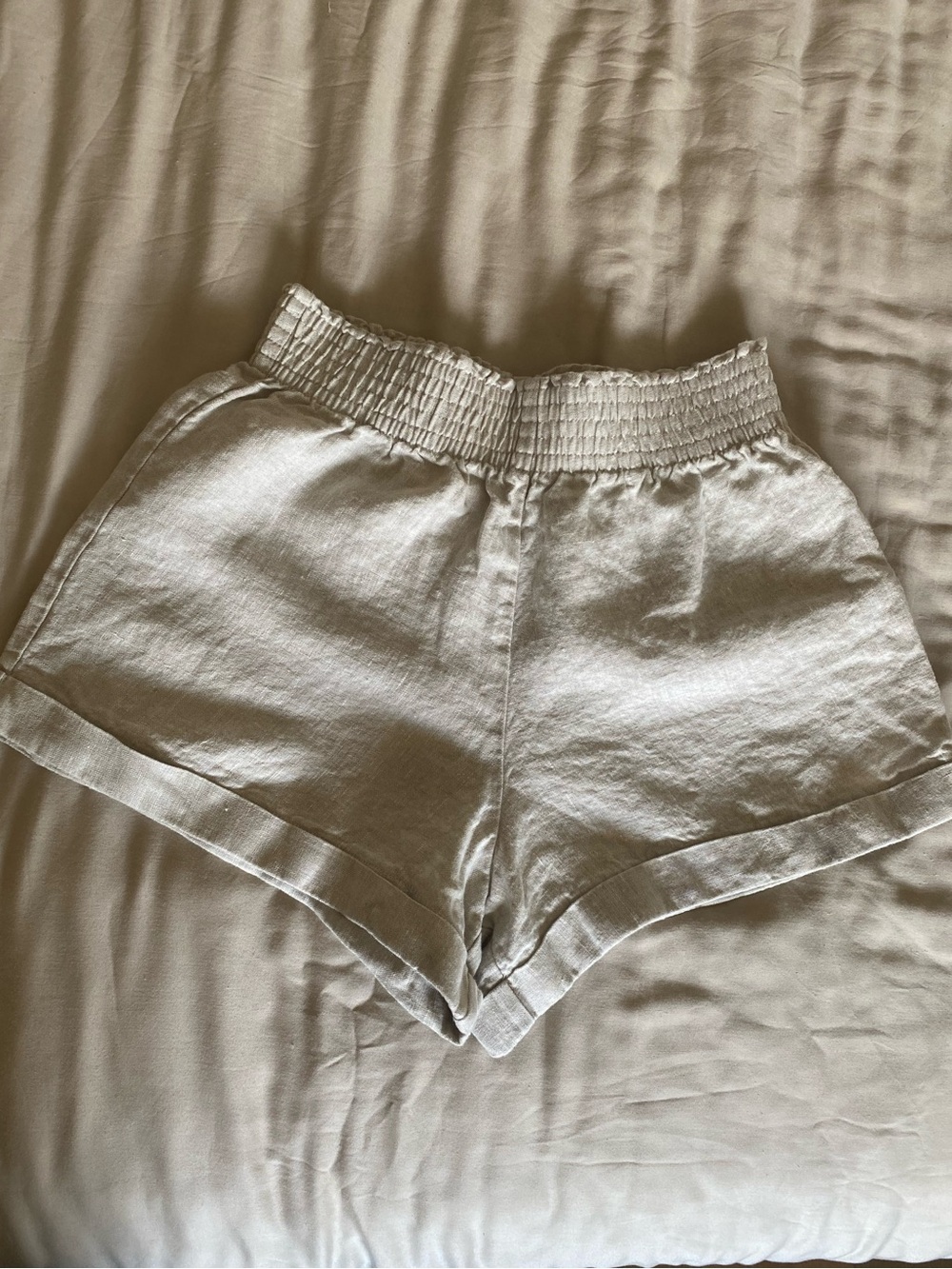 Reformation Oatmeal Linen Shorts XS